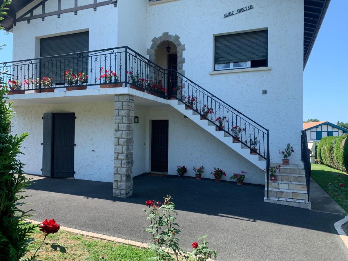 A Louer Appartement Dans Une Maison Arcangues Luaran gambar